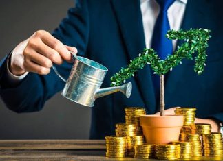 Günümüzde finansal güven oluşturmak isteyen kişiler için yatırım ve birikim alışkanlıkları büyük önem taşıyor. Gelir elde etmek kadar bu geliri doğru yönetmek, geleceğe yönelik plan yapmak ve finansal hedefler belirlemek, uzun vadeli ekonomik başarı açısından önemli bir rol oynuyor. Özellikle erkekler için çalışma hayatında elde edilen kazançların bilinçli şekilde değerlendirilmesi, hem kişisel özgürlük hem de gelecekte daha güçlü bir finansal yapı oluşturmak için dikkat edilmesi gereken konular arasında yer alıyor. Yatırım ve birikim alışkanlıkları, finansal disiplin kazanmak isteyen kişiler için temel adımlardan biri olarak görülüyor. Konulu bir haber görseli.