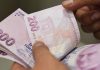 İş hayatında kariyer gelişiminin önemli aşamalarından biri de maaş görüşmeleridir. Birçok çalışan için maaş pazarlığı yapmak, kendini doğru ifade etmeyi ve sahip olduğu değeri profesyonel şekilde anlatmayı gerektiren bir süreçtir. Bu süreçte yalnızca talep edilen ücret değil, kişinin deneyimi, yetenekleri ve şirkete sağladığı katkılar da değerlendirilir. Maaş pazarlığı, çalışanların kariyer yolculuğunda ekonomik hedeflerine ulaşabilmesi için önemli bir adımdır. Konulu bir haber görseli.