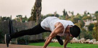 Profesyonel sporcuların ulaştığı fiziksel seviyeler, yalnızca yoğun antrenmanlarla değil, doğru planlama, disiplinli yaşam tarzı ve bilimsel yaklaşımlarla ortaya çıkar. Günümüzde üst düzey sporcular, gelişimlerini hızlandırmak için rastgele çalışmalar yerine kişisel ihtiyaçlarına göre hazırlanan sistemli programlar uygular. Bu noktada fitness antrenmanı, profesyonel sporcuların güç, dayanıklılık ve performans seviyelerini artırmasında temel unsurlardan biri olarak öne çıkar. Konulu bir haber görseli.